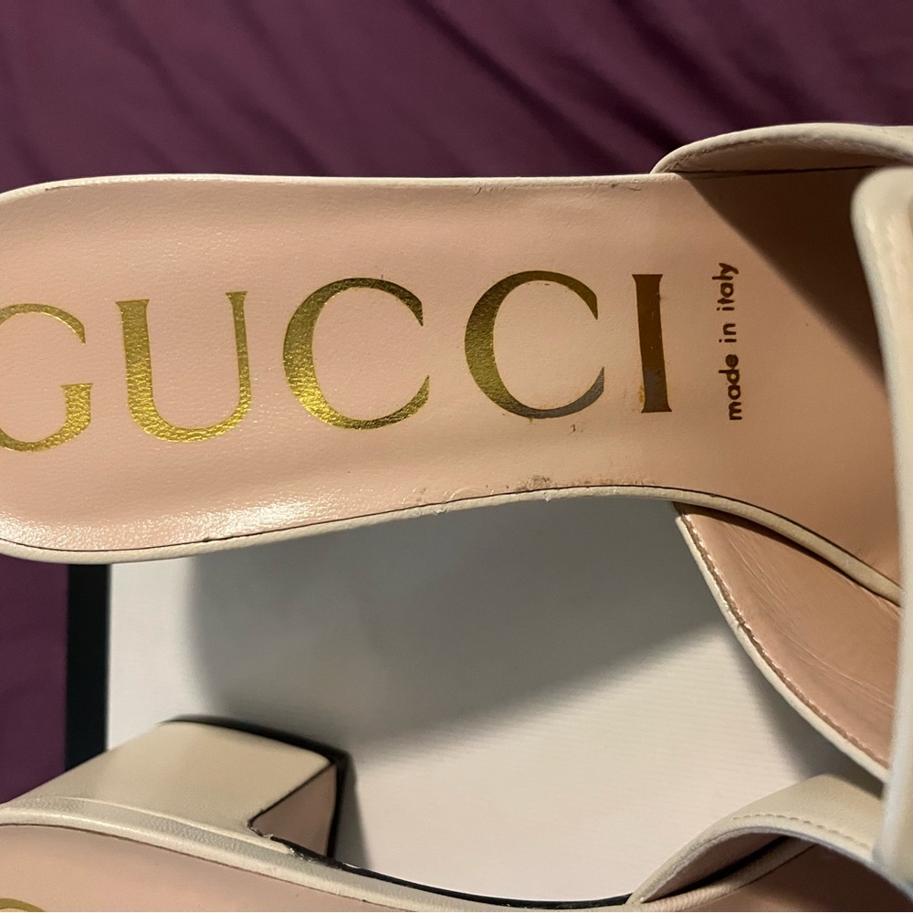 Gucci Cream Silver Mules with G Buckle - Picture 3 of 8